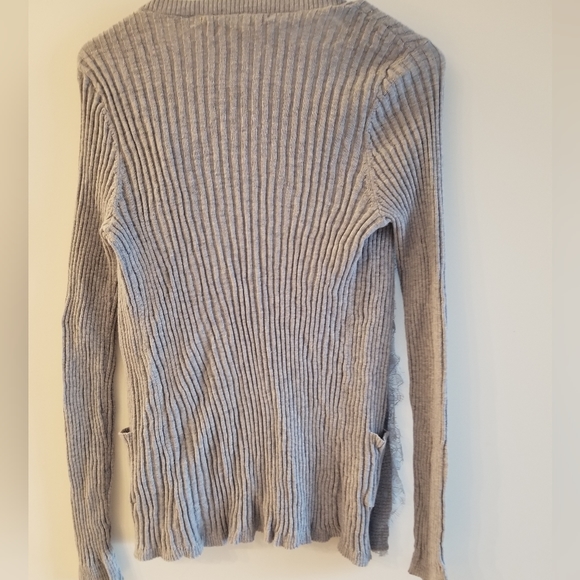 Cardigan - Picture 5 of 8